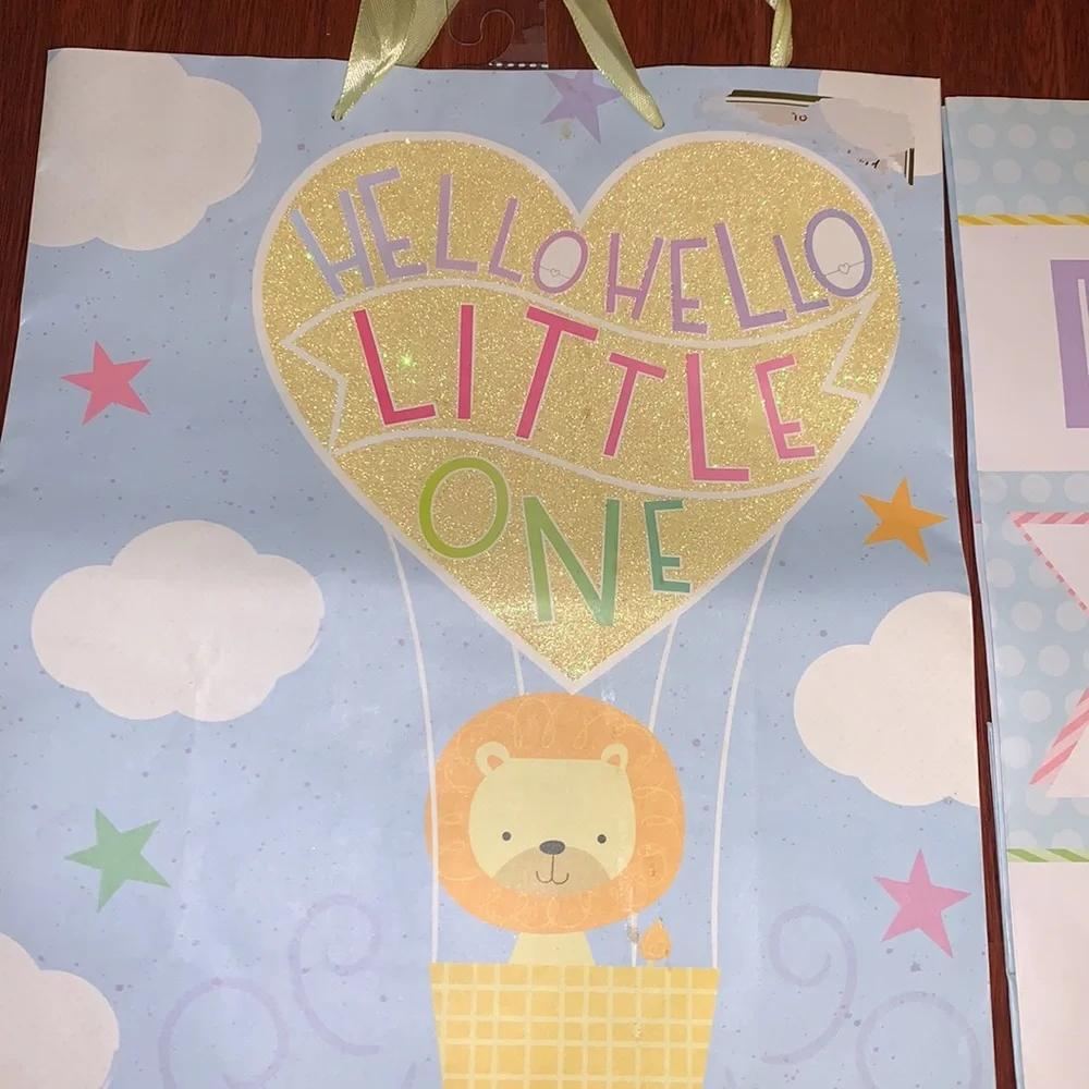 2 voila baby gift bags med size
